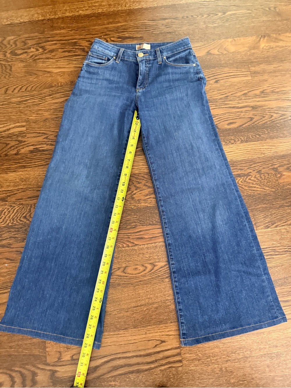 Kut from the Kloth Margo Wide Leg Jean 2 - Picture 4 of 9